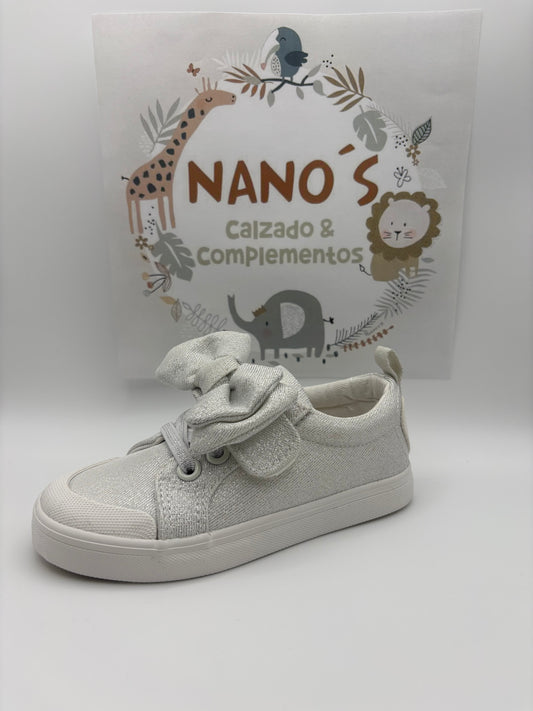 Deportiva Lona Lazo.