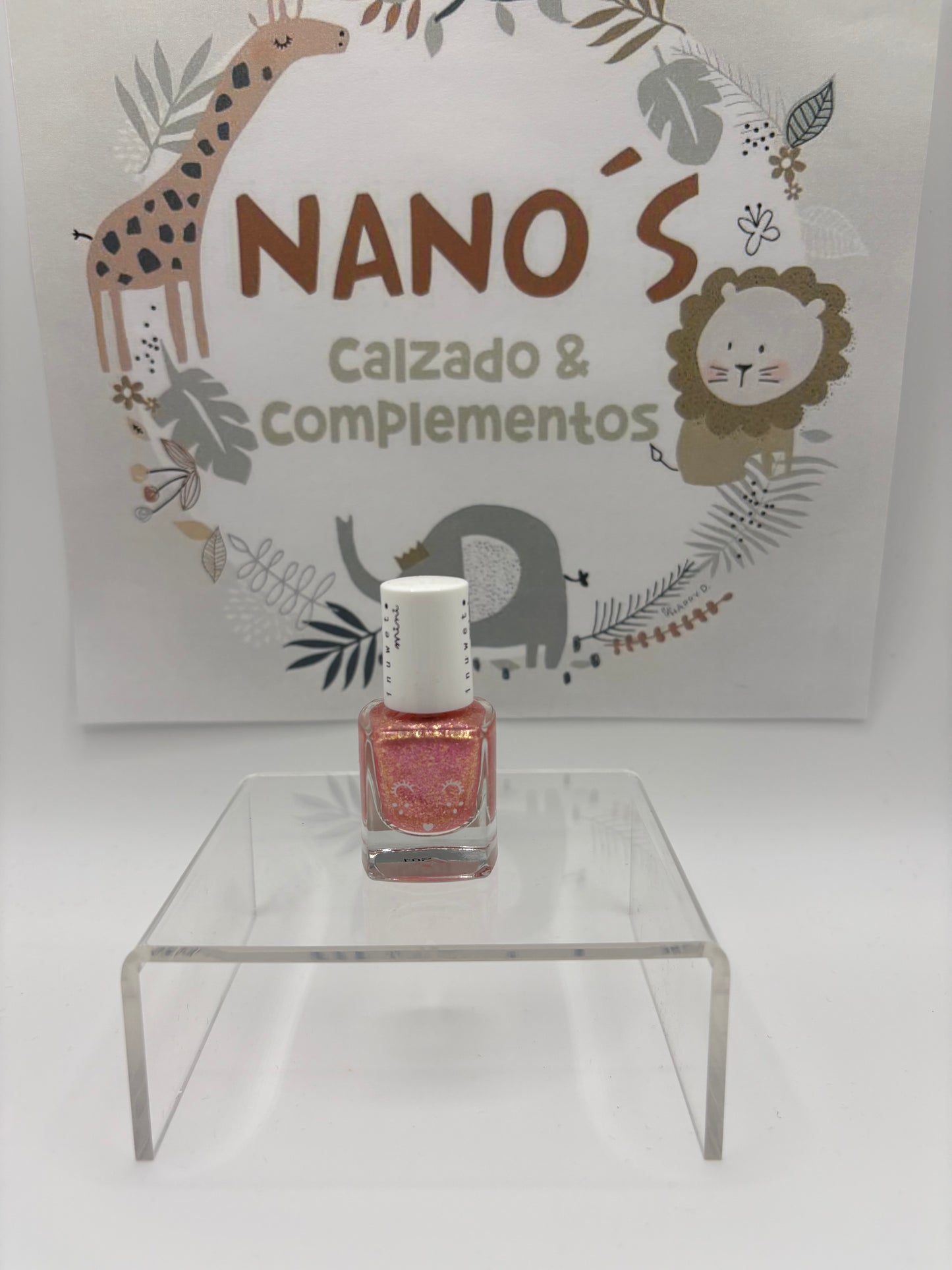 Esmaltes de Uñas al Agua.