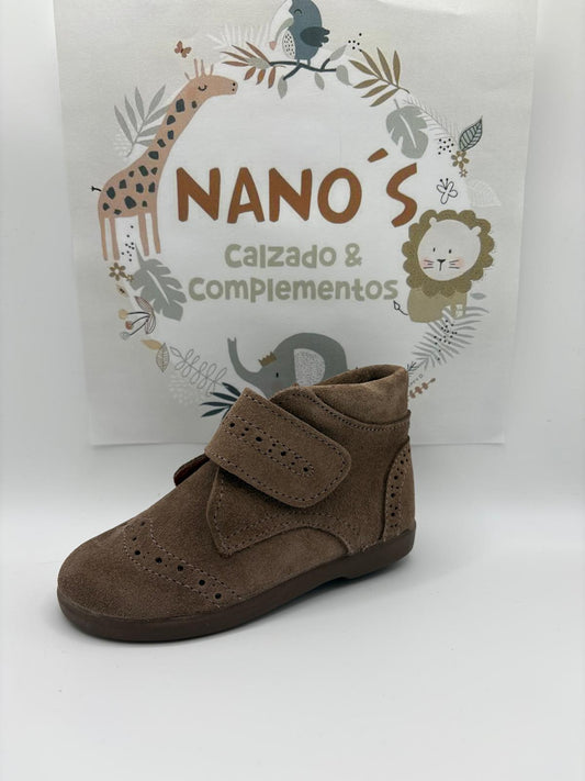 Bota serraje picada.