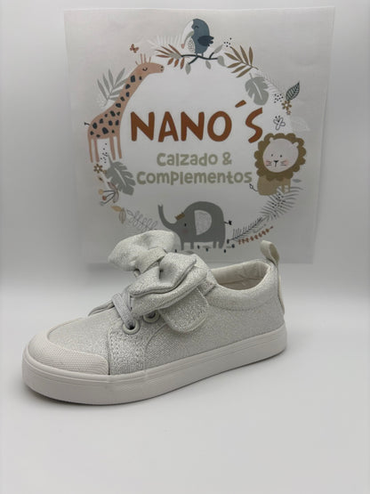 Deportiva Lona Lazo.