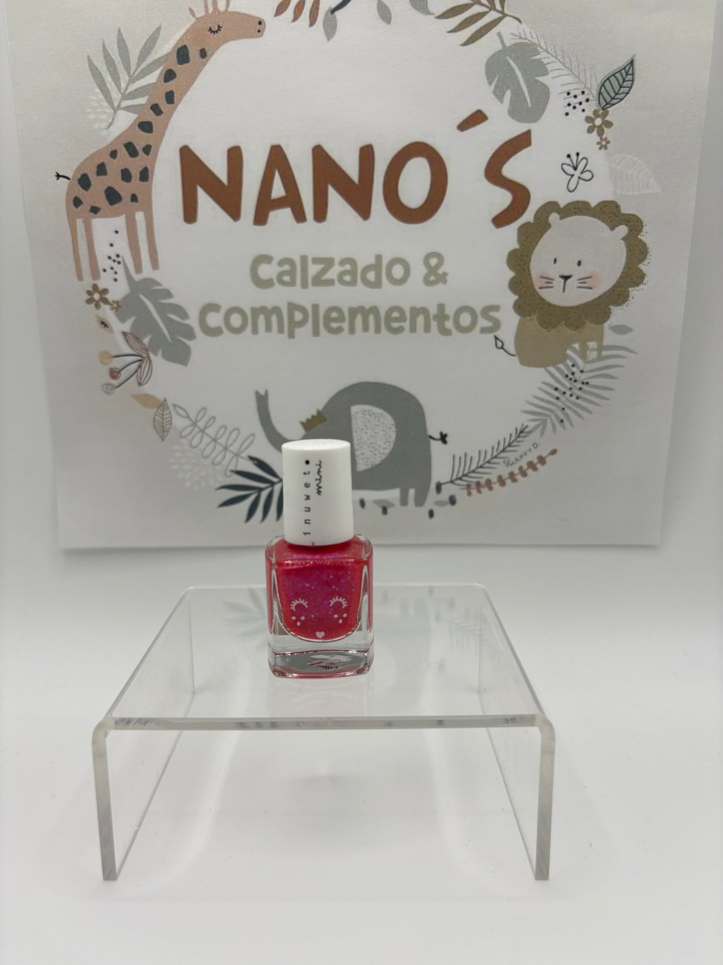Esmaltes de Uñas al Agua.