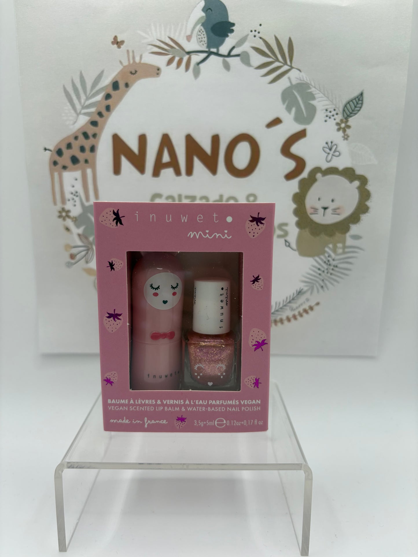 Set de Bálsamo Labial y Esmalte de Uñas Agua / Fresa.