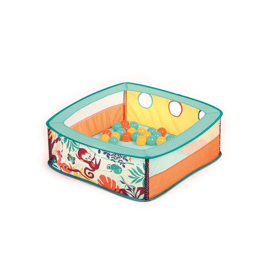 Area de juegos con pelotas jungla.